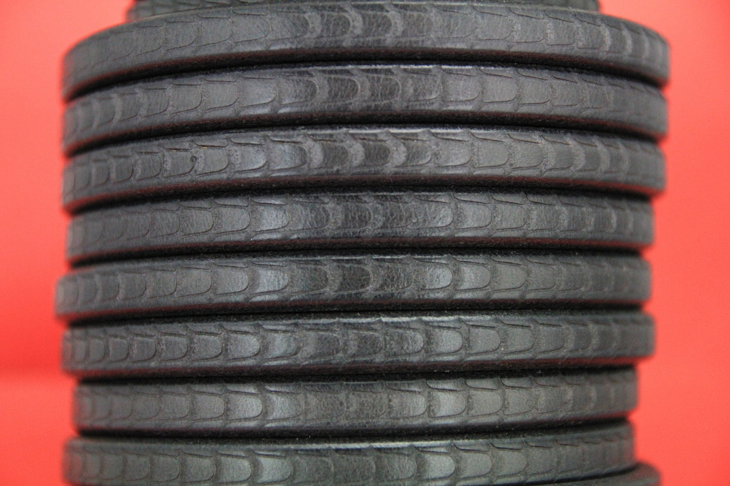 MADE IN SPAIN 8" licorice leather cord, 10x6.6mm reptil skin pattern licorice cord, embossed grey licorice cord (694/10/40)