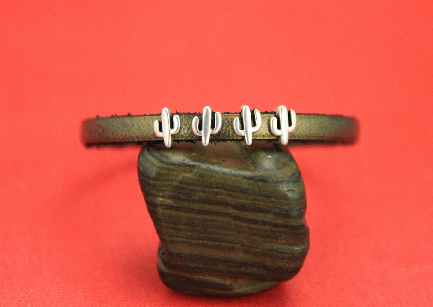 FS0368>>MADE IN EUROPE 4 zamak cactus sliders 5mm flat cord, 5mm flat cord cactus sliders Qty4