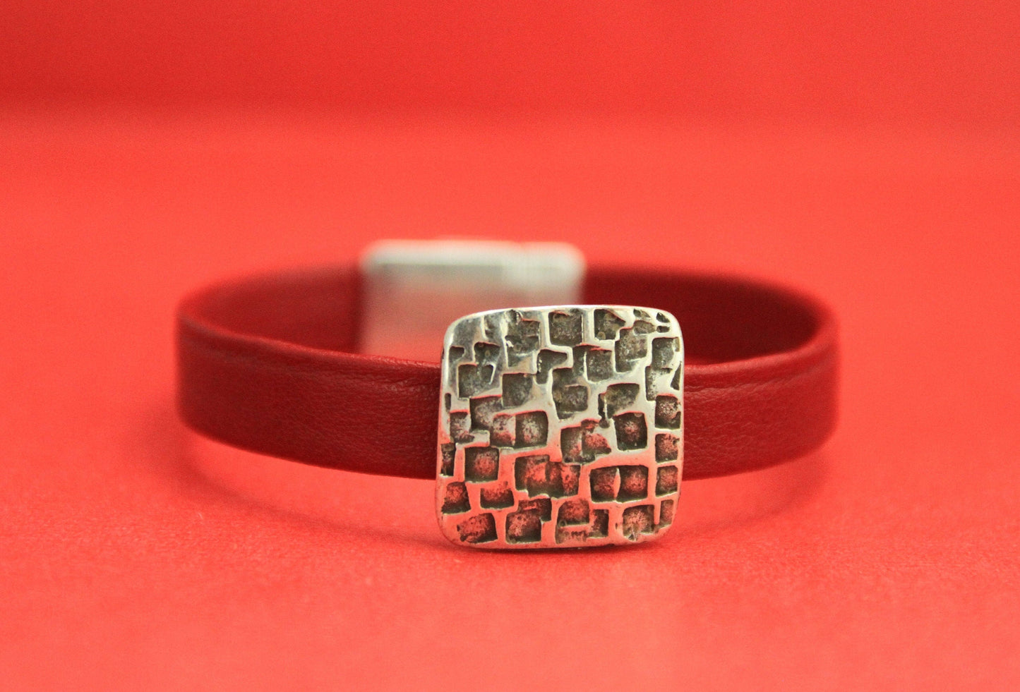 FS0389>>MADE in EUROPE zamak hammered slider, 10mm flat cord slider, 10mm leather cord slider, zamak focal piece slider(Qty1)