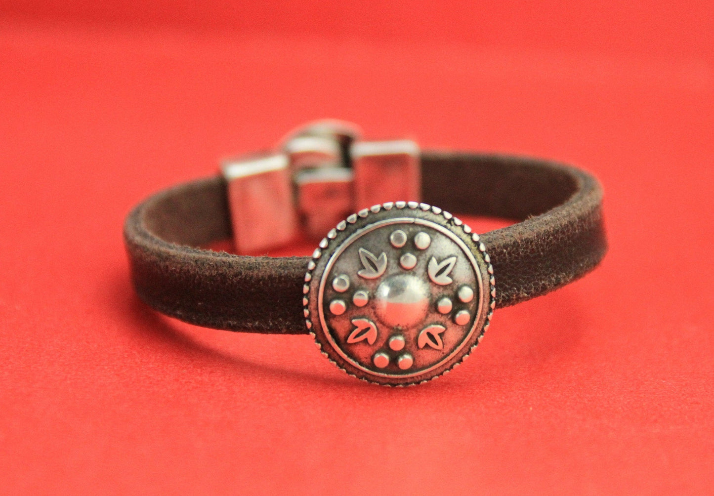 FS0393>>MADE in EUROPE zamak round slider, 10mm flat cord slider, 10mm leather cord engraved slider, (Qty1)