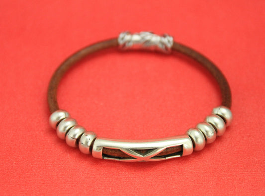 RS0028>>MADE in ZAMAK 10 rondelle beads, round silver beads, 4mm zamak beads, zamak beads for 4mm round cord (BO-0040S)qty10