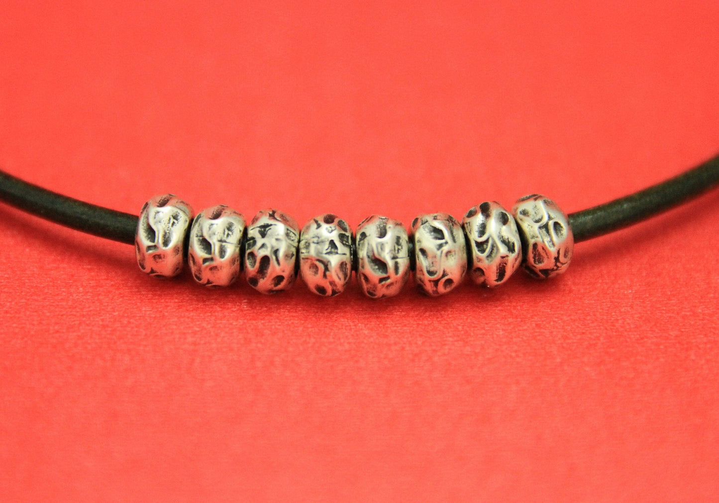 RS0029>> MADE in EUROPE 8 zamak hammered sliders, zamak rondelle beads, round cord rondelle beads, (BO-0055S)Qty8