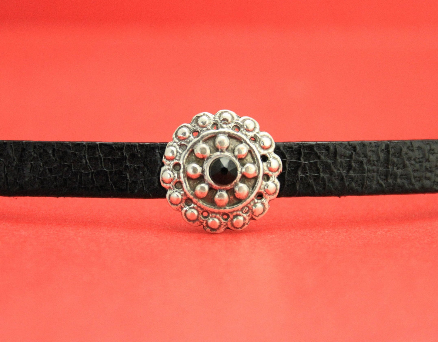 FS0390>>MADE in EUROPE zamak slider with Swarovski crystal, 10mm flat cord slider, 10mm leather cord engraved slider, (Qty1)