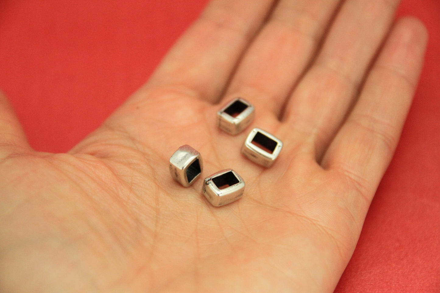FS0405>>MADE in EUROPE 4 zamak slider bars for 6mm leather cord, 6x4mm zamak slider bars, qty4