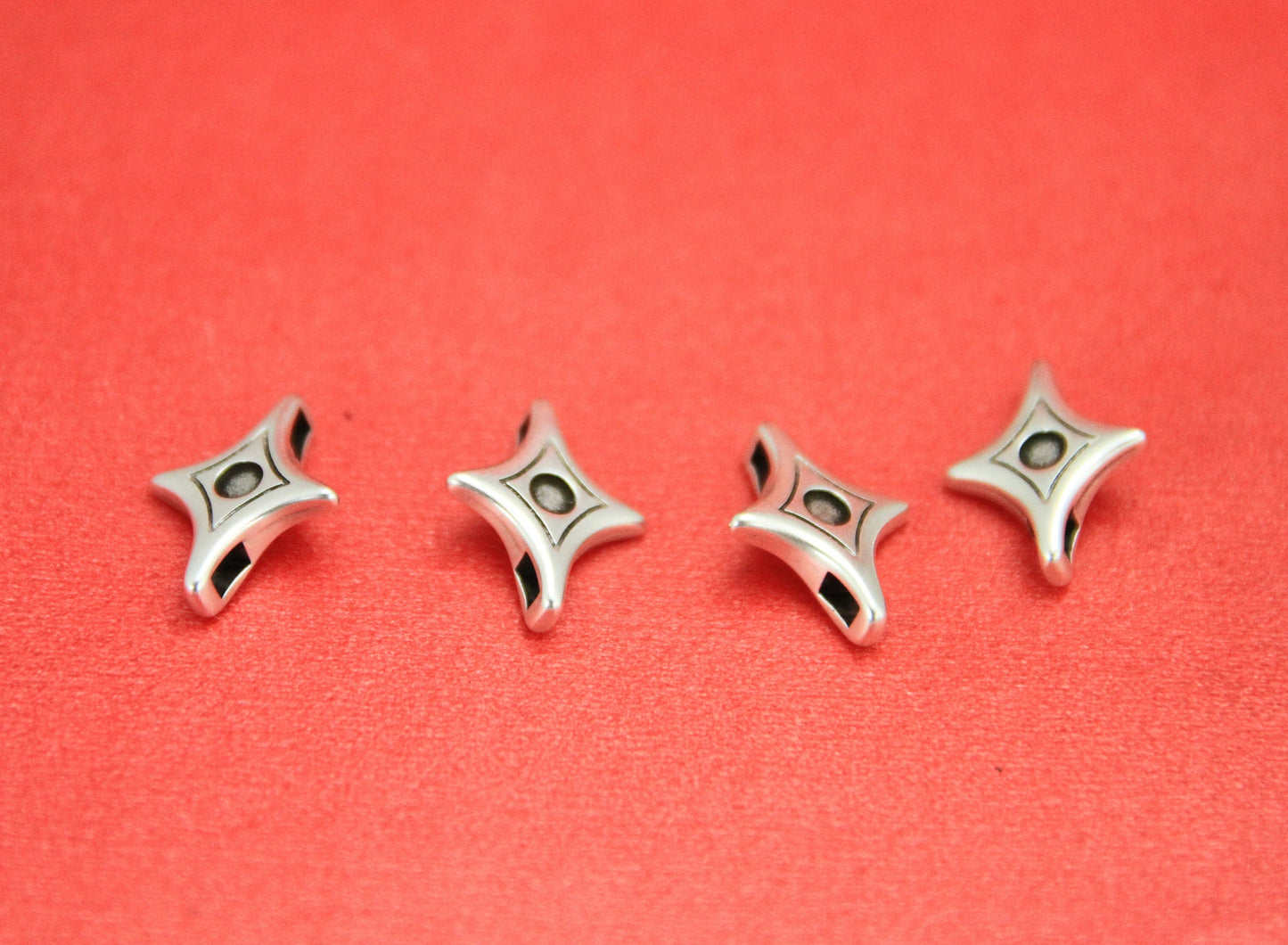 C0136>> MADE in EUROPE 4 zamak connectors, two hole connector, silver zamak connector, Qty4