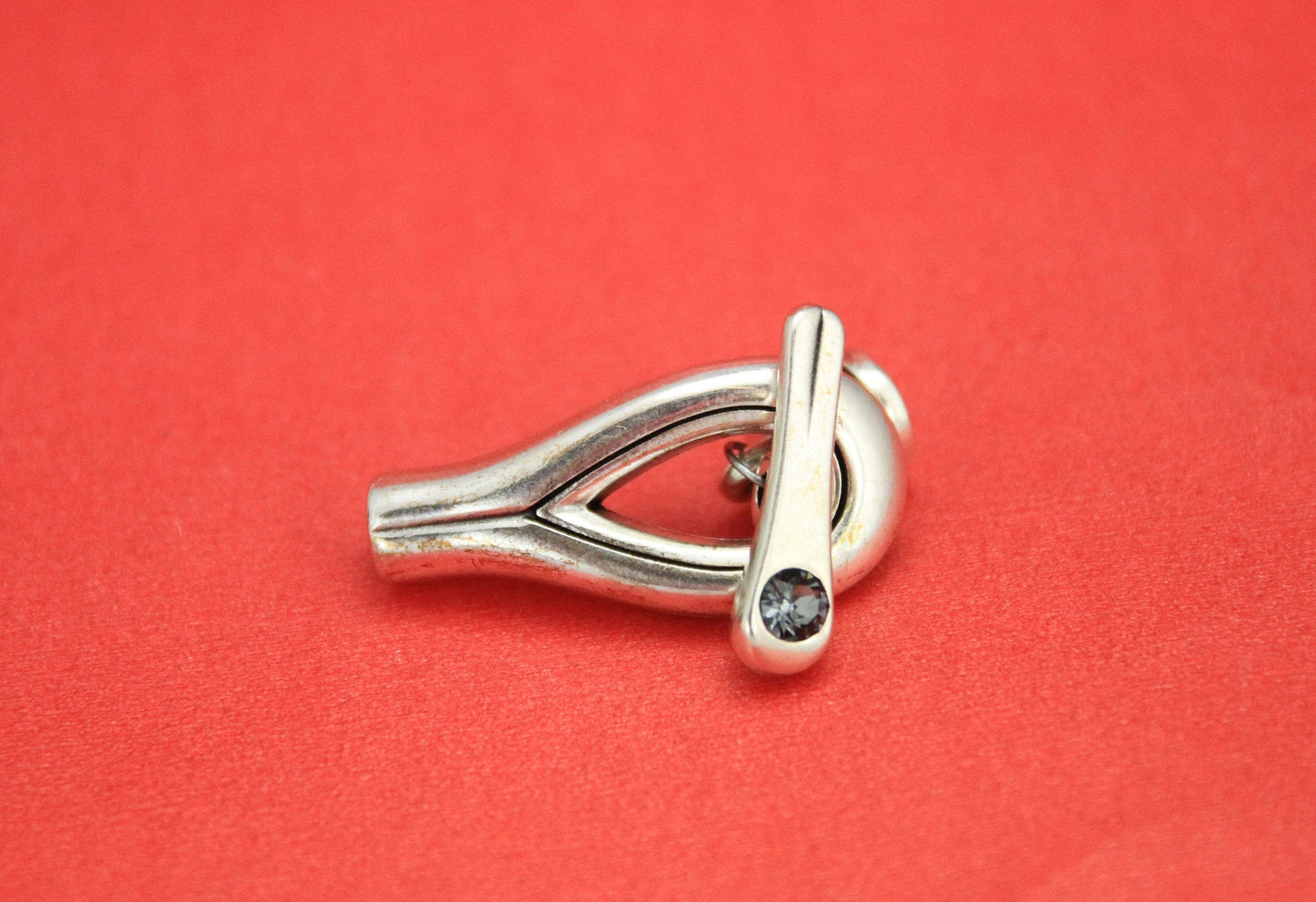 RC0097>>MADE in EUROPE zamak toggle clasp for bracelet, 5mm cord toggle clasp with Swarovski crystal, 3 piece clasp (ng2651) Qty1