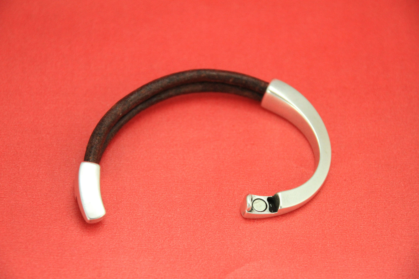 B0081>> MADE IN EUROPE  zamak half bracelet, zamak magnetic half bracelet ,qty 1