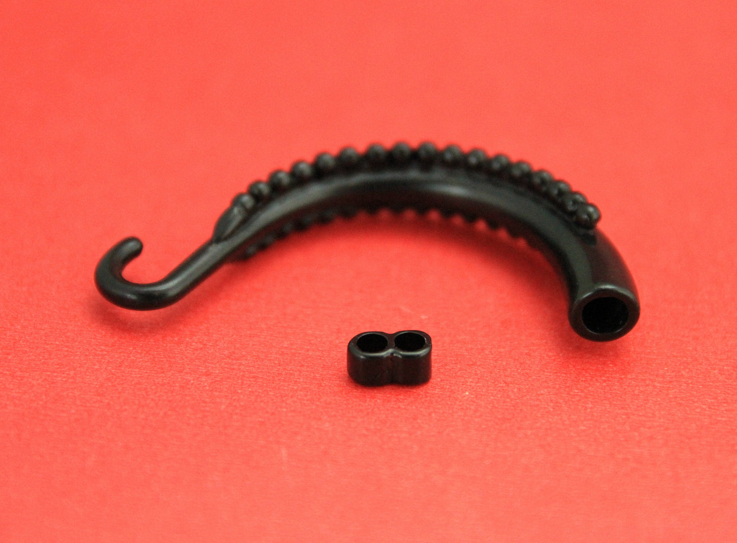 B0083>>MADE IN EUROPE zamak half bracelet with separator, half cuff, black half bracelet, Qty 1set