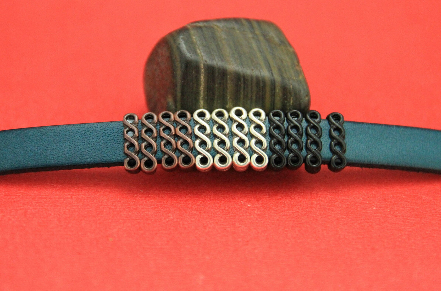 FS0357>>MADE IN EUROPE 4 zamak twisted sliders, 10mm flat cord sliders, Qty4
