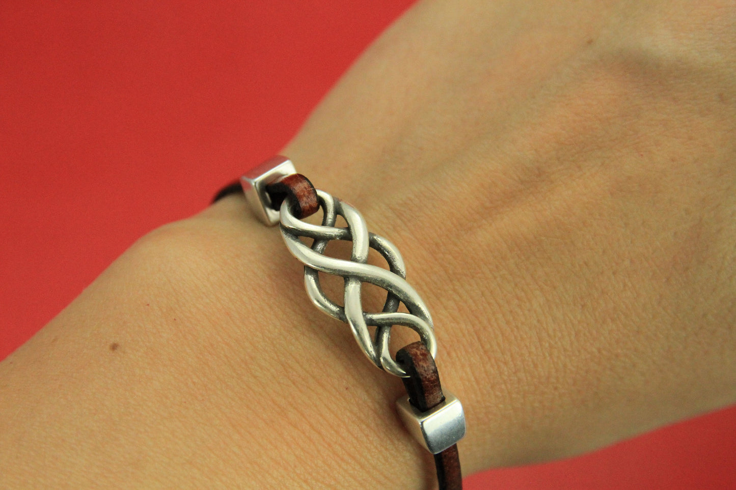 C0142>>MADE in EUROPE zamak knot connector, bracelet connector, qty 1