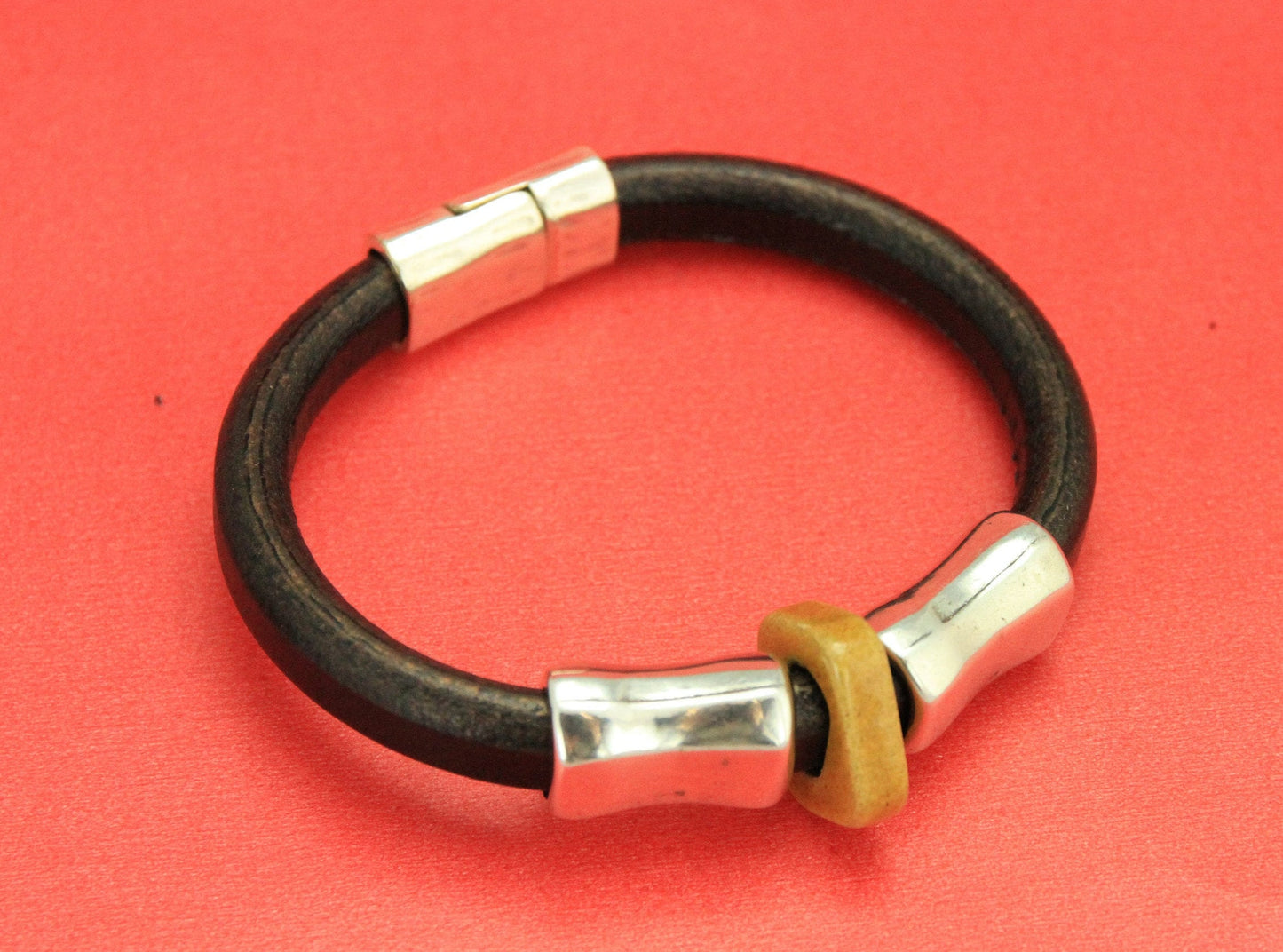 LS0053>>MADE IN EUROPE 2 licorice sliders, 2 licorice zamak tubes, licorice zamak slider (Ablz167) Qty2