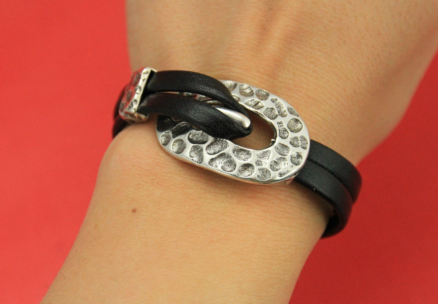 RC0069>>MADE in EUROPE zamak hammered oval hook clasp, silver hammered hook clasp, bracelet zamak hook clasp (Ablz75S/149S) qty1 set