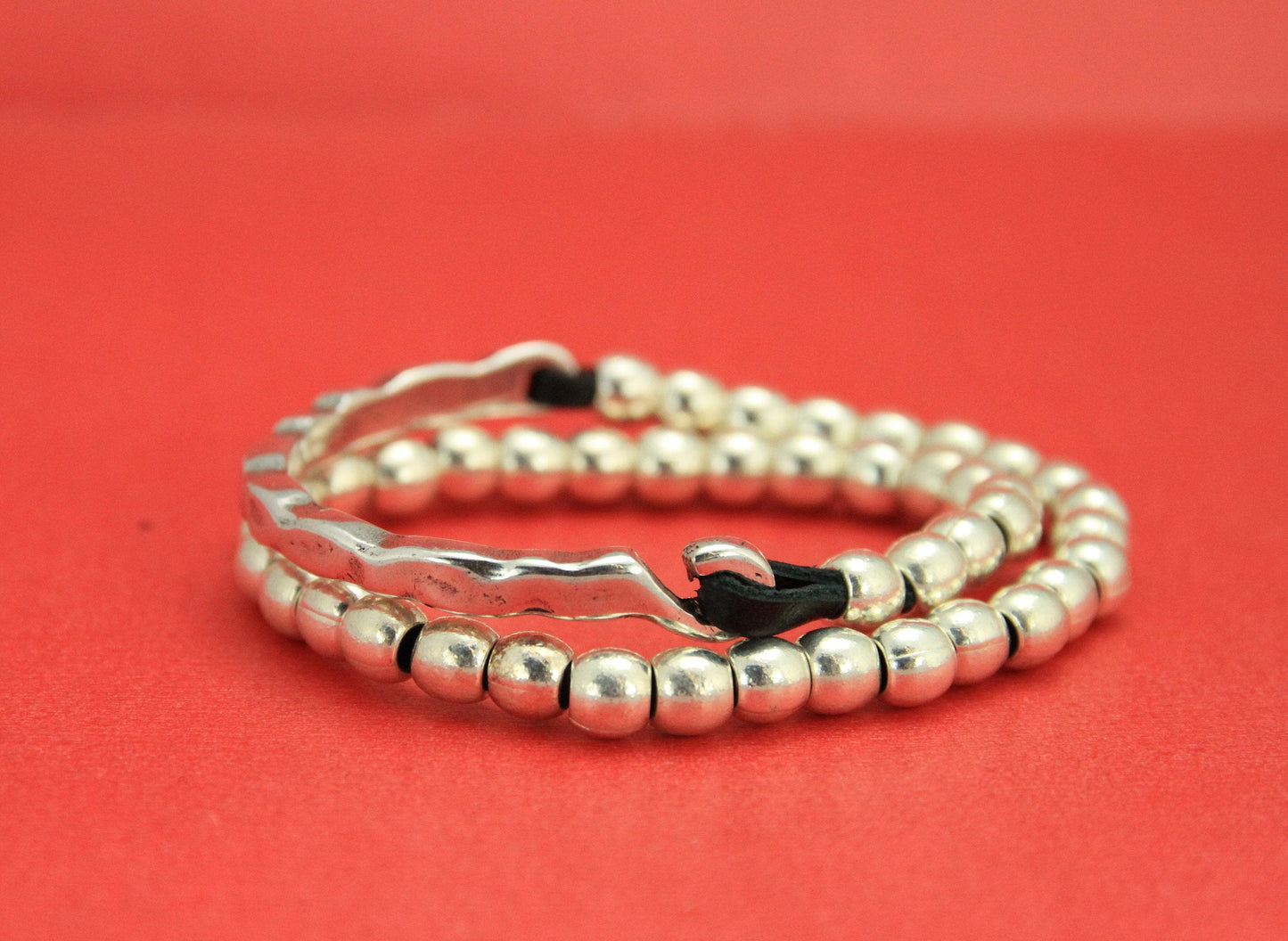 B0087>>MADE in EUROPE zamak half bracelet component, hammered zamak bracelet hook, Qty 1