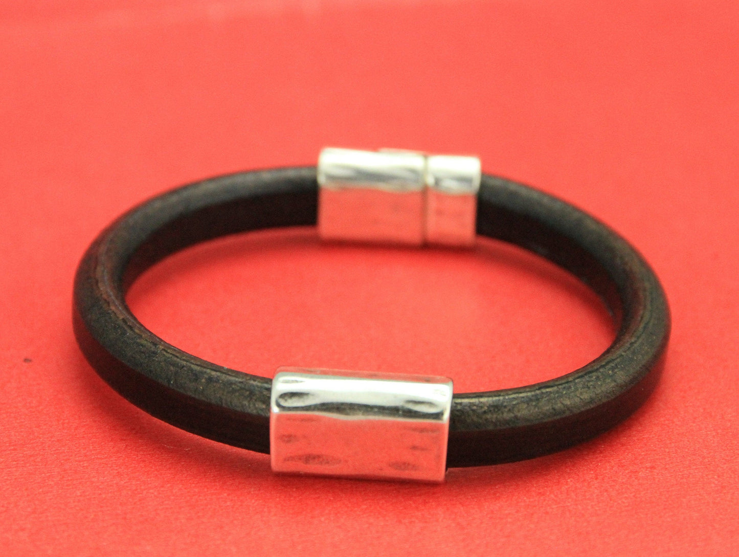 LS0054>>MADE IN EUROPE  licorice hammered tube slider, licorice zamak tube