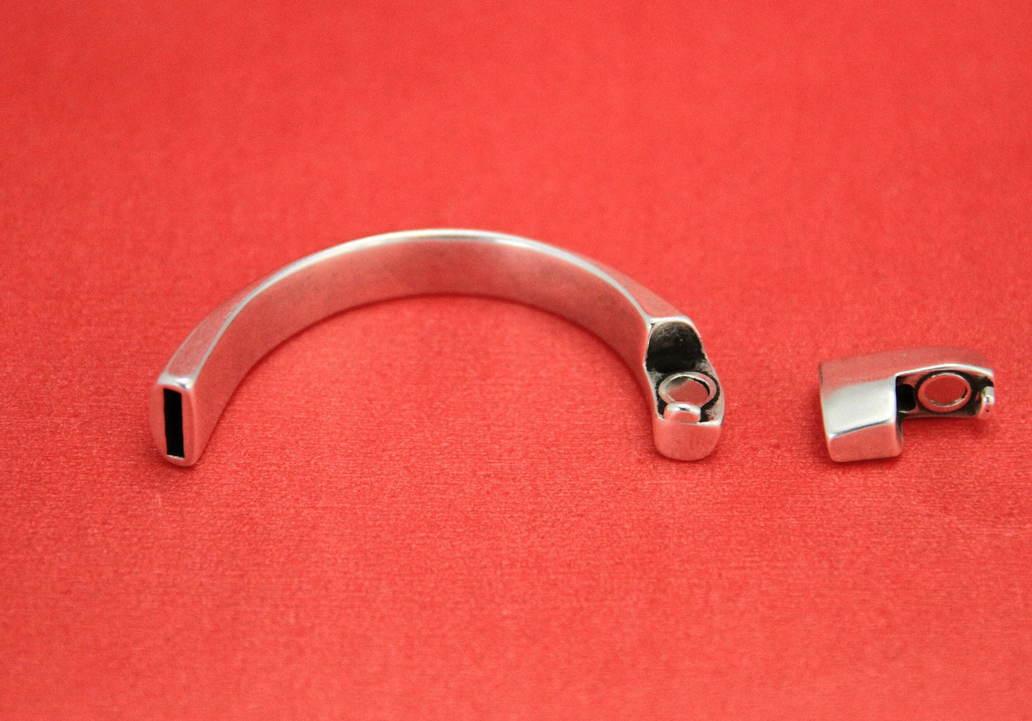 B0079>>MADE IN EUROPE zamak half bracelet, half cuff, half bracelet, Qty1