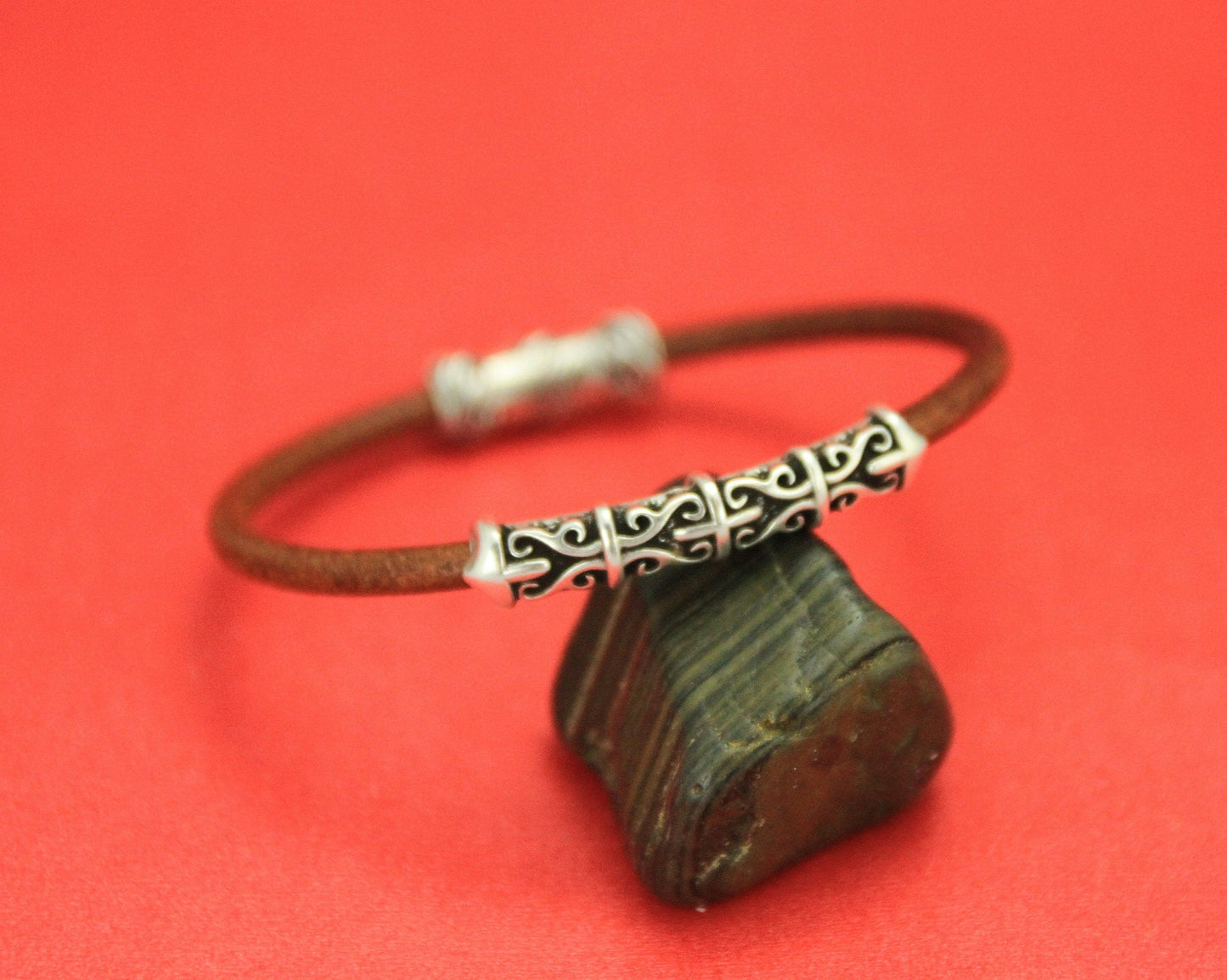 RS0041>>MADE IN EUROPE zamak engraved slider, zamak 4mm engraved tube, 4mm leather cord tube slider, Qty1