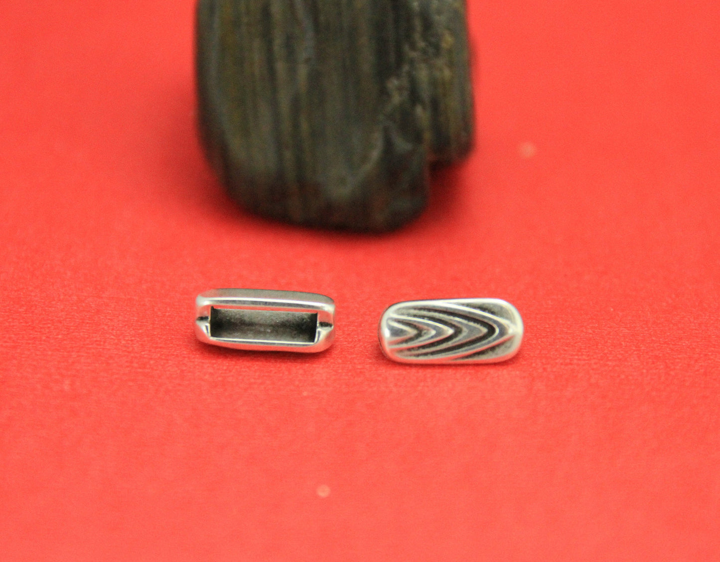 FS0409>>MADE in EUROPE 4 zamak sliders, 10mm flat cord sliders, 10mm leather cord  sliders, Qty4