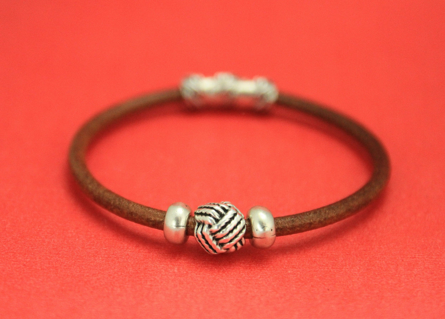 RS0042>>MADE in EUROPE 4 silver zamak beads, Monkey fist knotted beads, 4mm cord beads, qty4