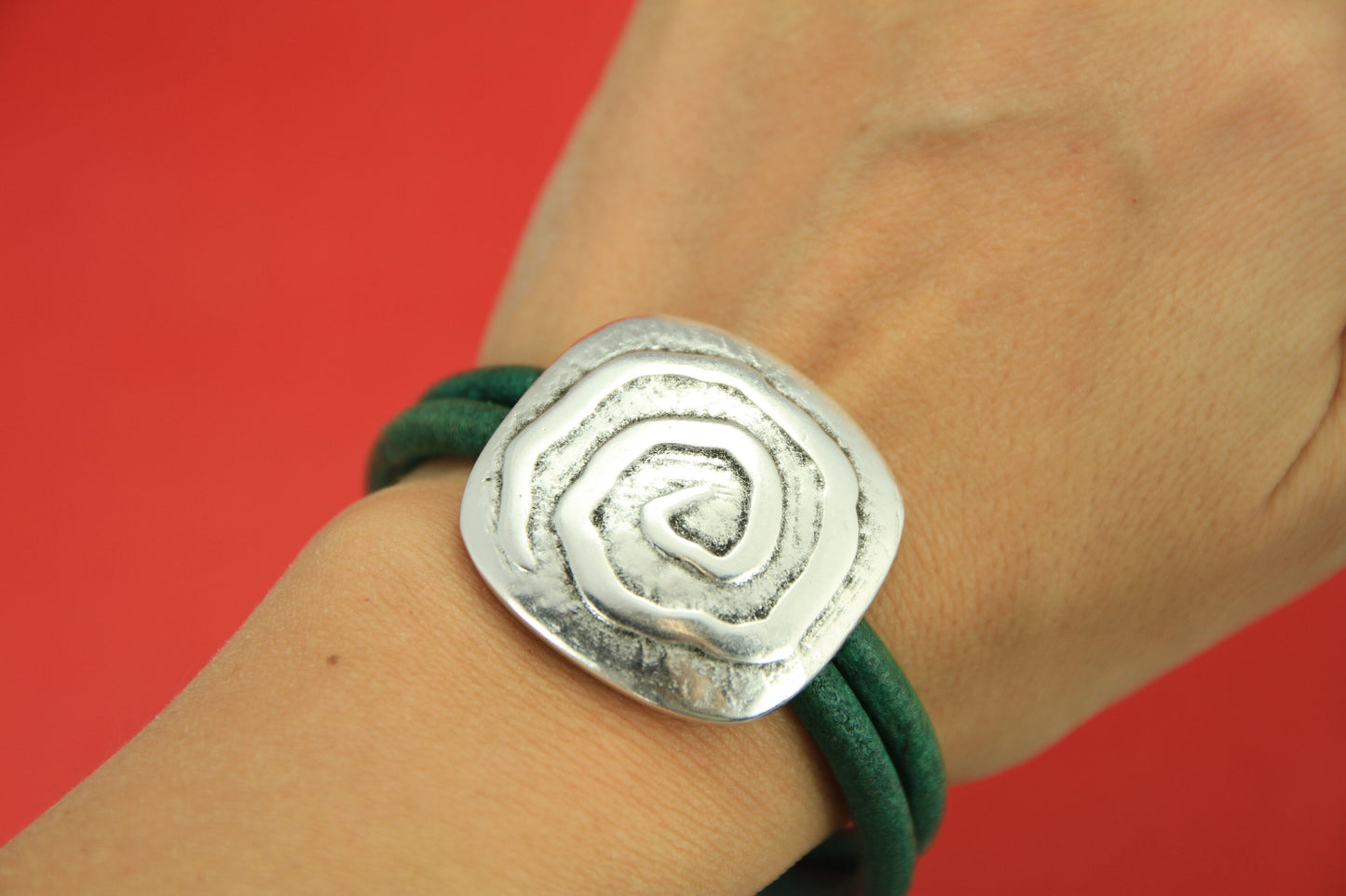 FS0411>>MADE IN EUROPE zamak large slider, greek spiral slider, Qty1