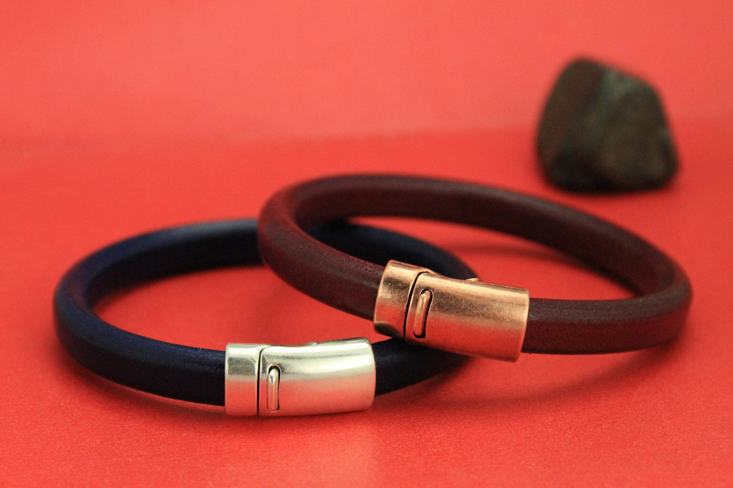 LC0004>>MADE in EUROPE zamak clasp for licorice cord, zamak clasp,  10x6mm clasp, Qty1