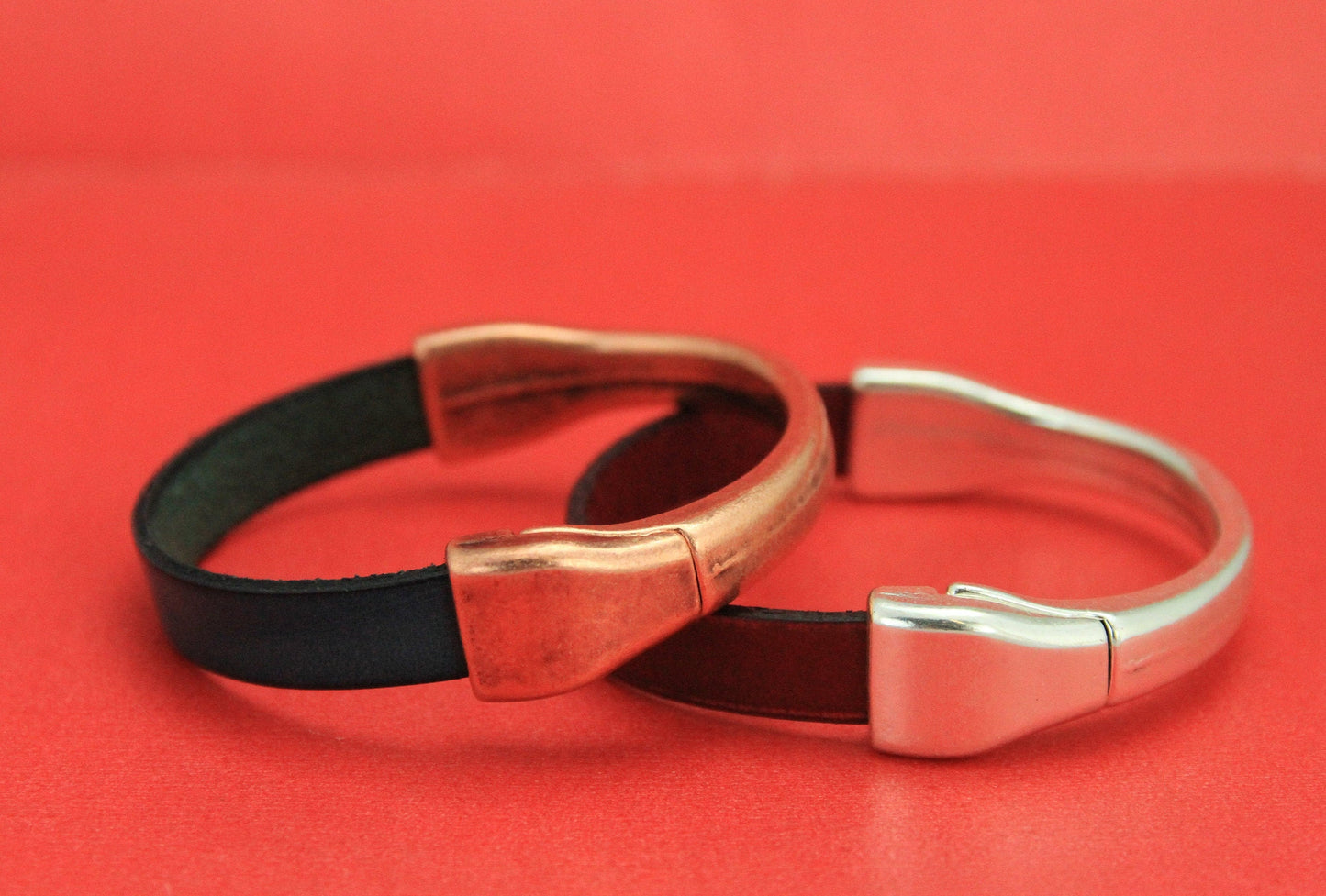 B0070>>MADE IN EUROPE zamak half bracelet, 10mm cord half cuff, silver half bracelet, copper half bracelet Qty1