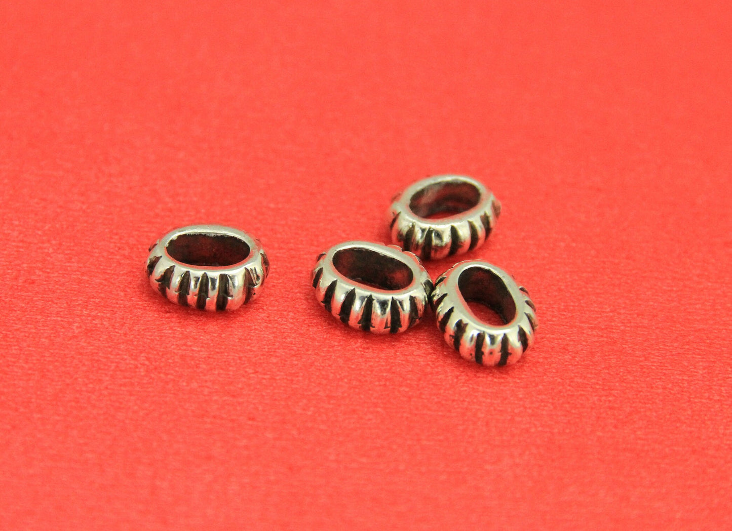 RS0061>>MADE in EUROPE 4 zamak oval sliders rings for round leather cord, qty4