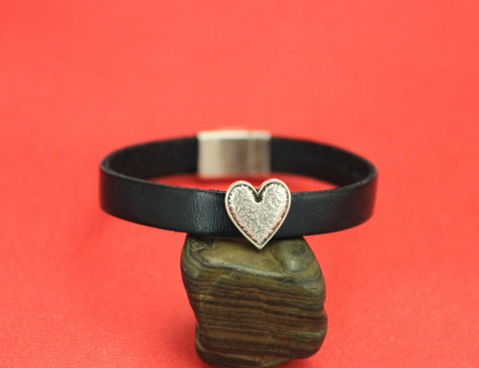 FS0412>>MADE in EUROPE 2 textured zamak heart sliders, 10mm flat cord crimpable sliders, 10mm flat cord heart sliders, qty2