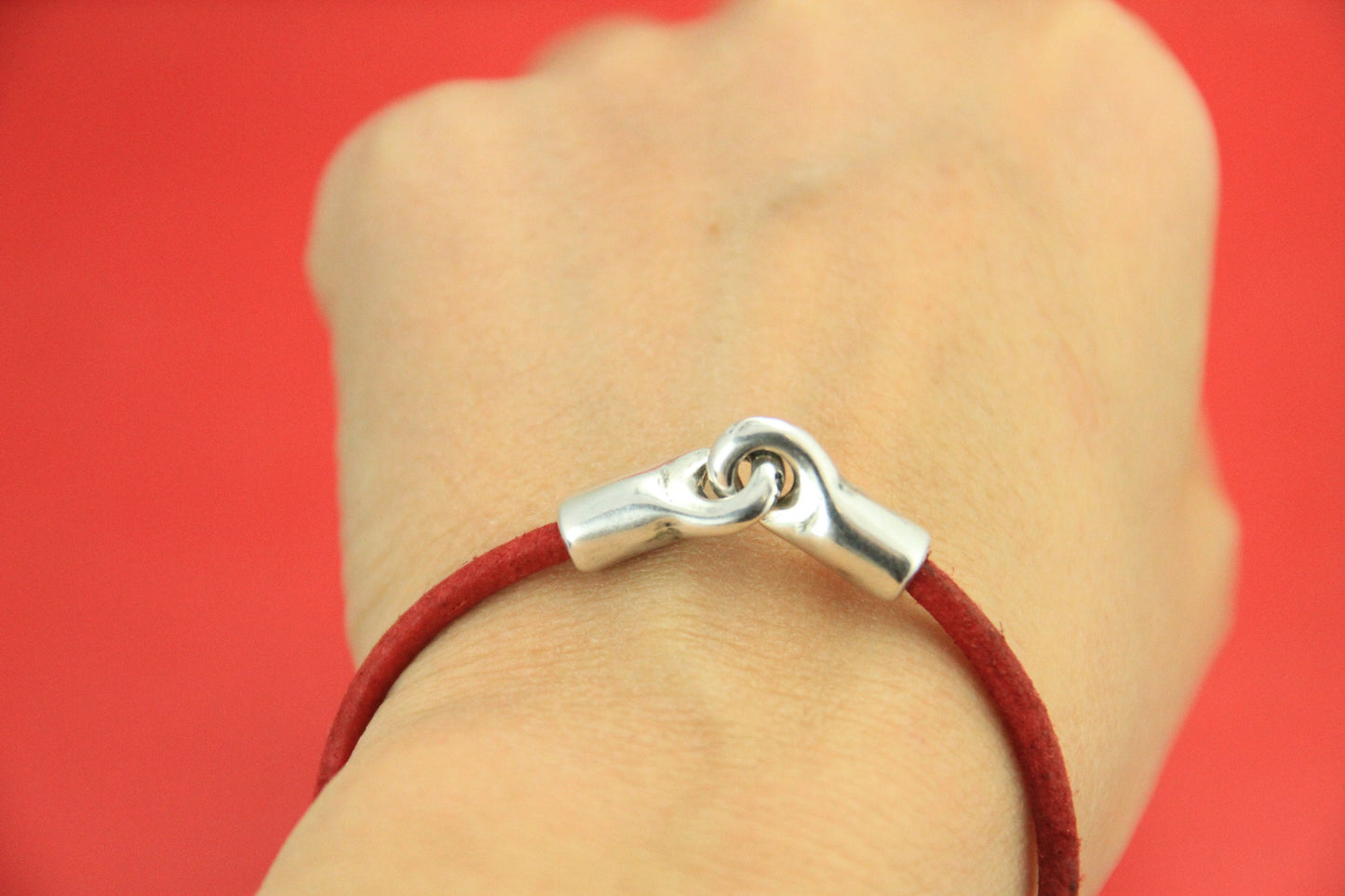 RC0159>>MADE in EUROPE 2 zamak hook clasps for round leather cord, 3mm cord zamak hook clasp, qty2