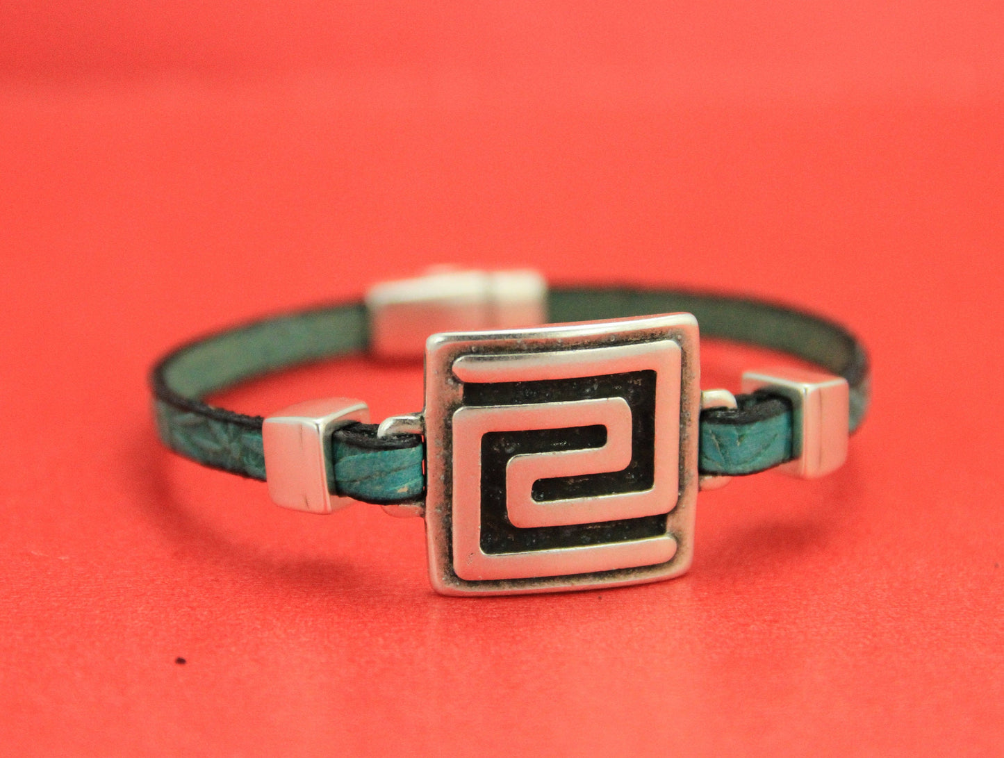 C0143>>MADE in EUROPE zamak greek key connector, 5mm cord connector, flat 5mm leather cord zamak connector, Qty 1