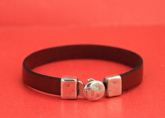 FC0219>>MADE in EUROPE hammered zamak clasp, zamak hook clasp, rustic hook clasp, 10mm cord clasp (ABLZ57) qty1