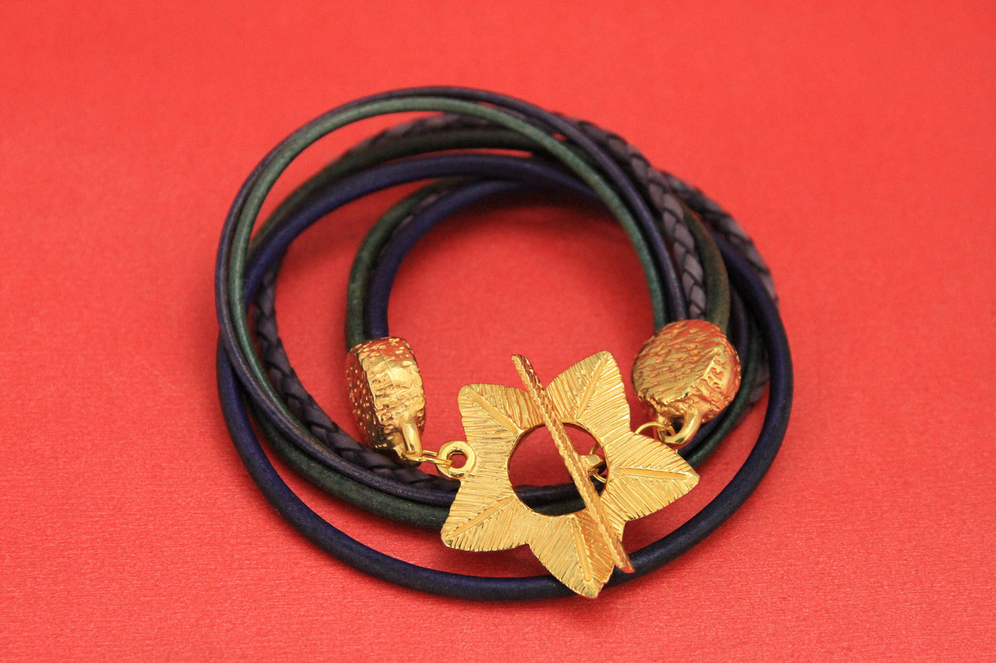 RC0163>>MADE in EUROPE zamak gold flower toggle clasp for multi strand bracelet, flower clasp for bracelet qty1