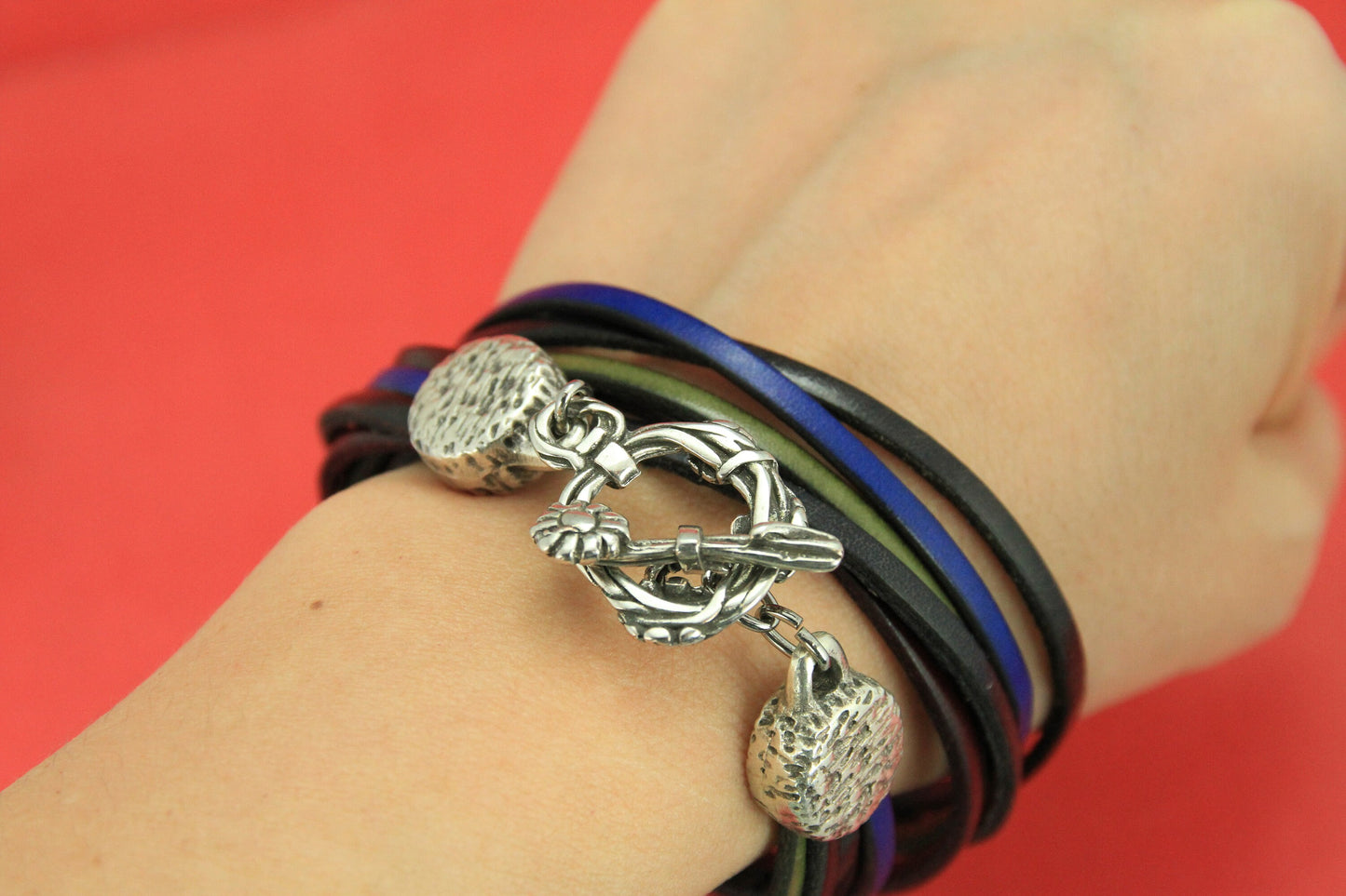 RC0165>>MADE IN EUROPE multi strand round cord toggle clasp, wrap bracelet toggle clasp