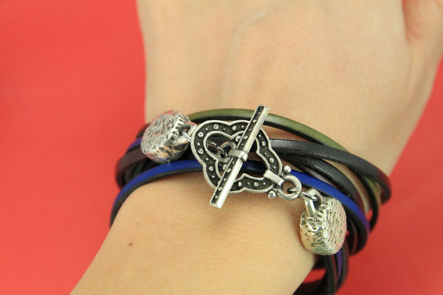 RC0165>>MADE IN EUROPE multi strand round cord toggle clasp, wrap bracelet toggle clasp