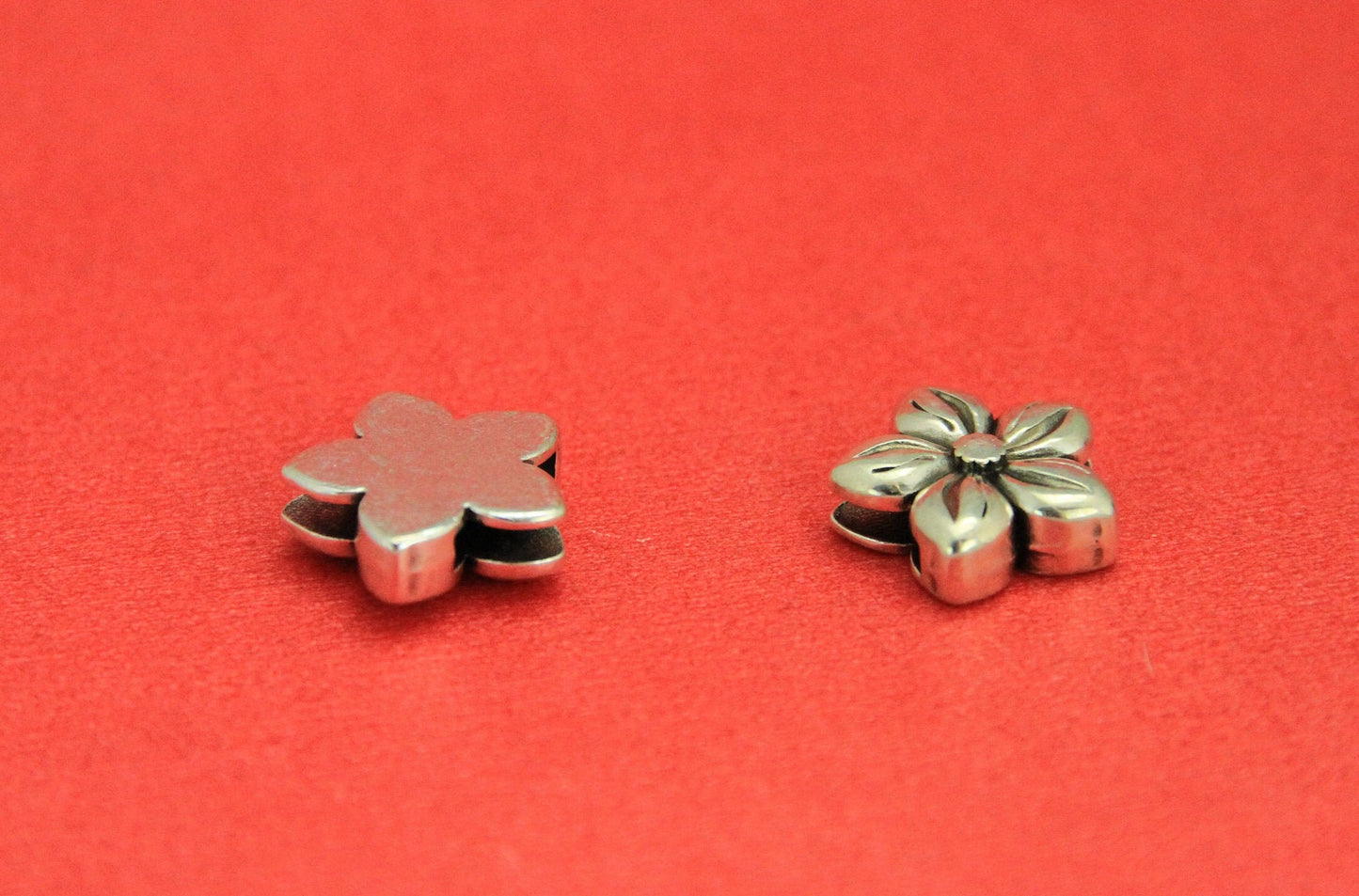 FS0436>>MADE IN EUROPE 2 zamak flower sliders for 10mm flat cord, 10mm flat cord slider,zamak flower slider for 10mm flat cord,Qty2