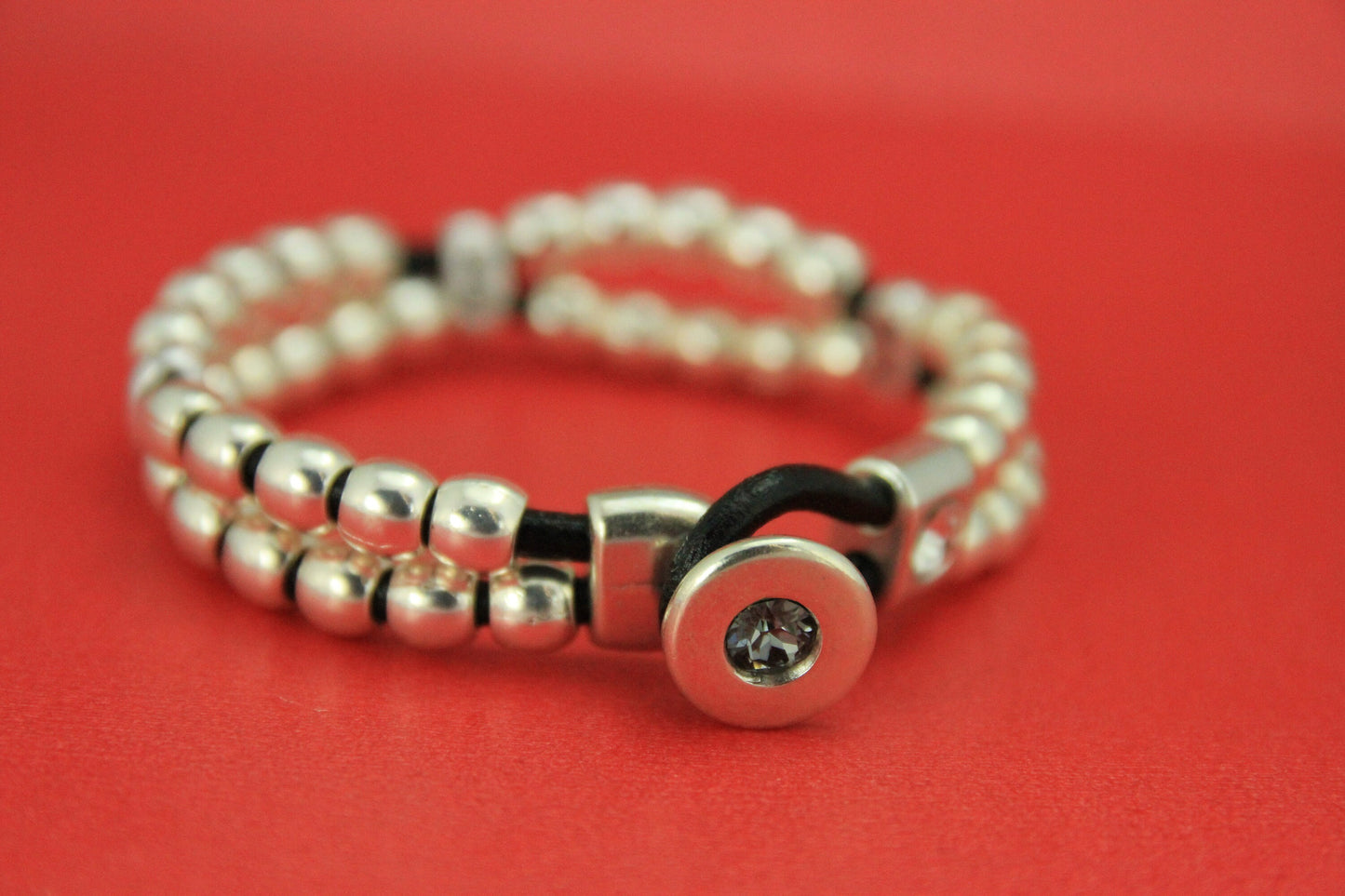 RC0114>>MADE in EUROPE zamak button clasp with Swarovski crystal and separator finding,3mm round cord clasp,double strand clasp(ng2741) Qty1