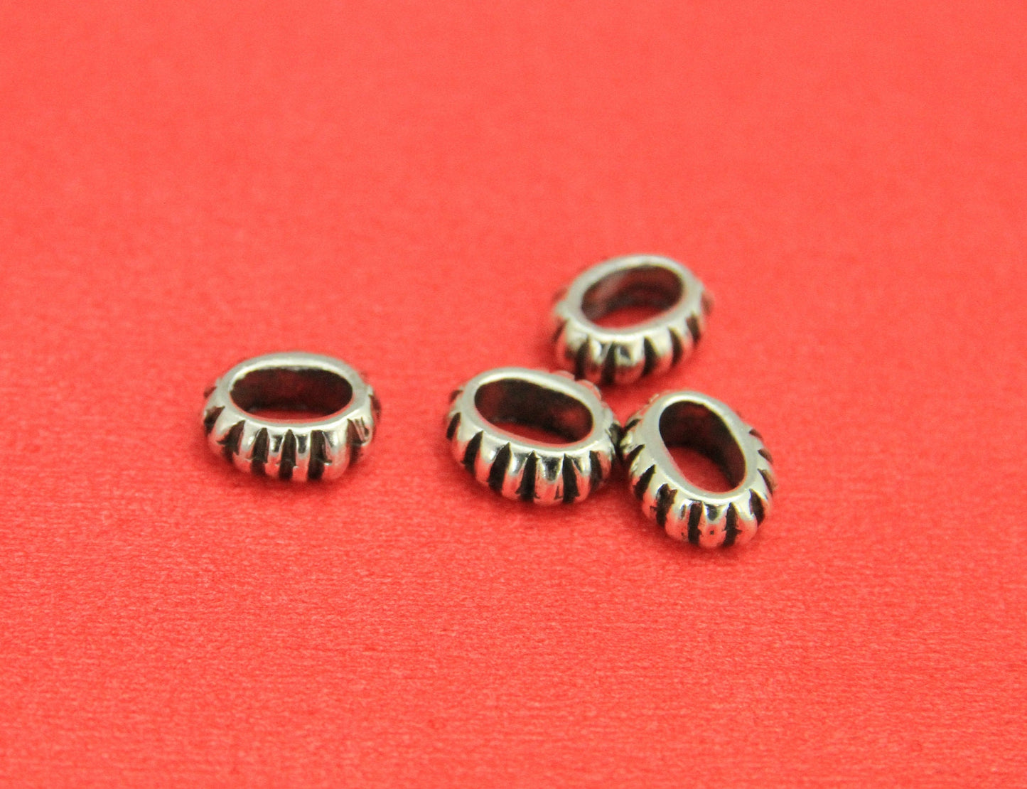 RS0061>>MADE in EUROPE 4 zamak oval sliders rings for round leather cord, qty4