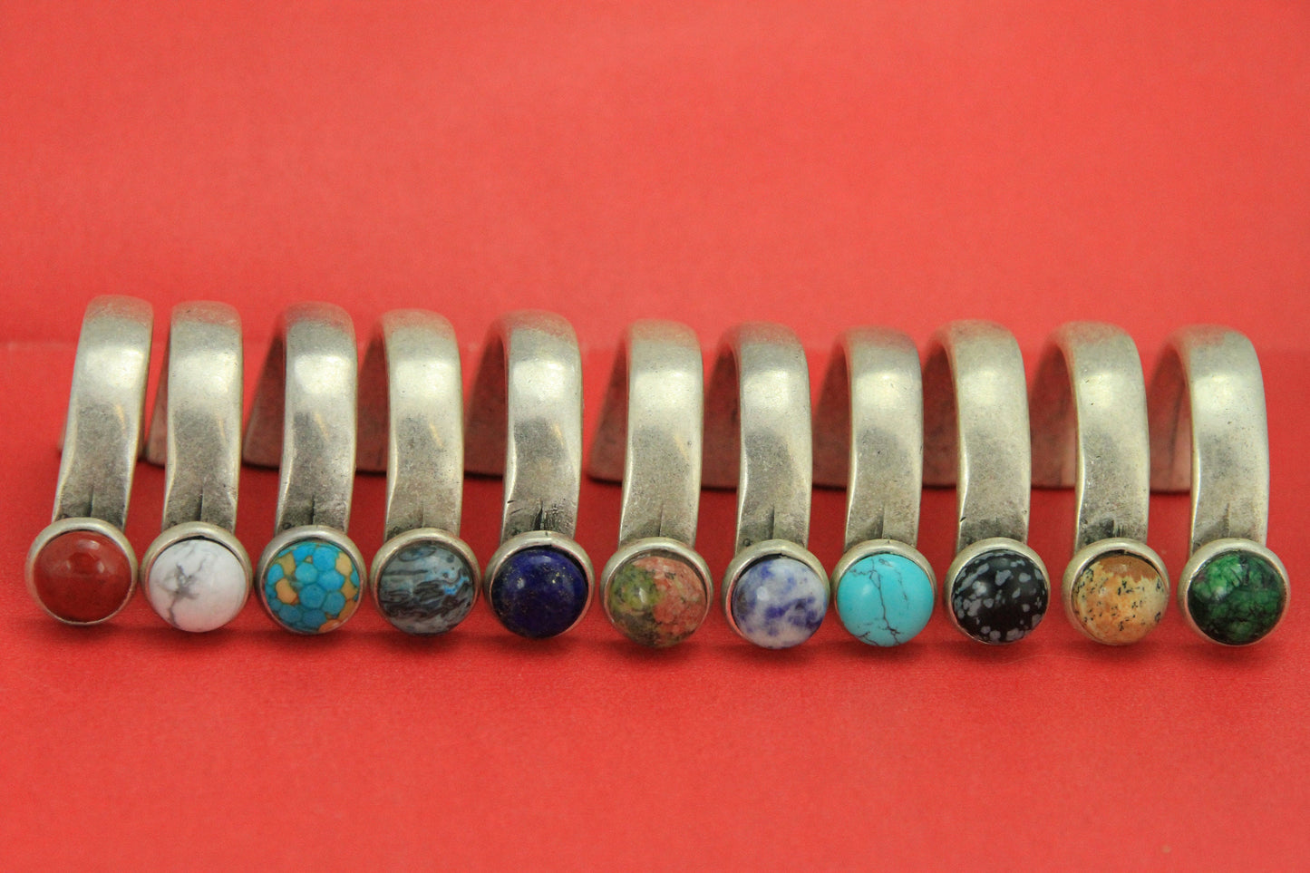 B0089>>MADE in EUROPE zamak half bracelet with gemstone, 5mm cord half bracelet with natural gemstone cabochon