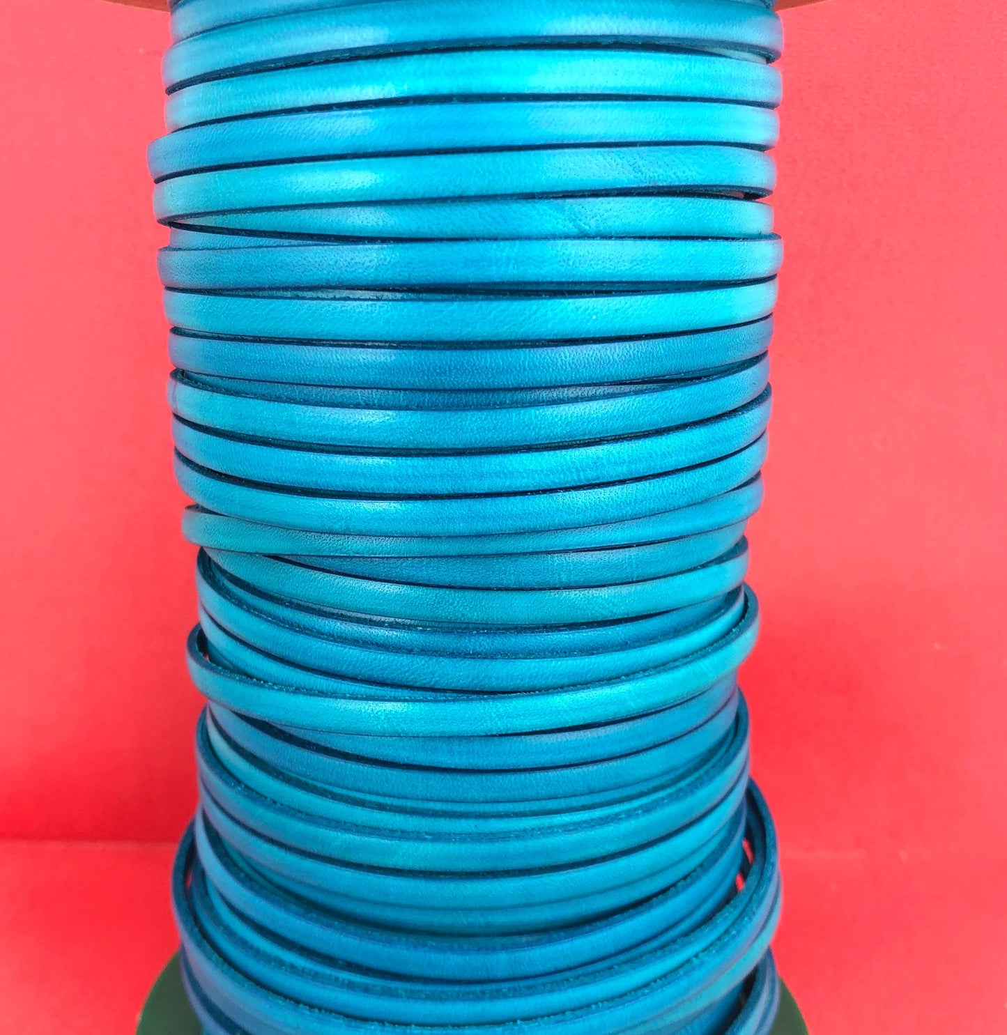 MADE in EUROPE 1 yard of 5mm flat leather cord, genuine leather 5mm strip, turquoise flat leather cord (MARF5TURINT)