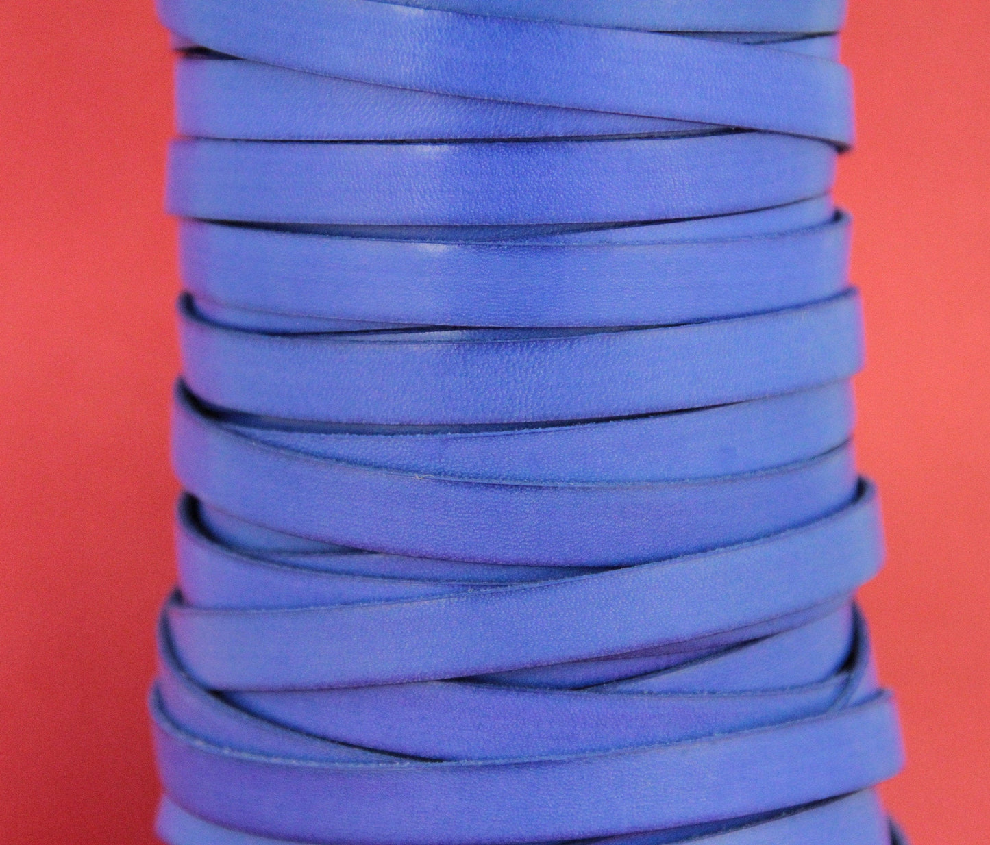 MADE in EUROPE 24" flat leather cord, 10mm leather cord, lavender genuine leather cord (MARF10VIOLINT)