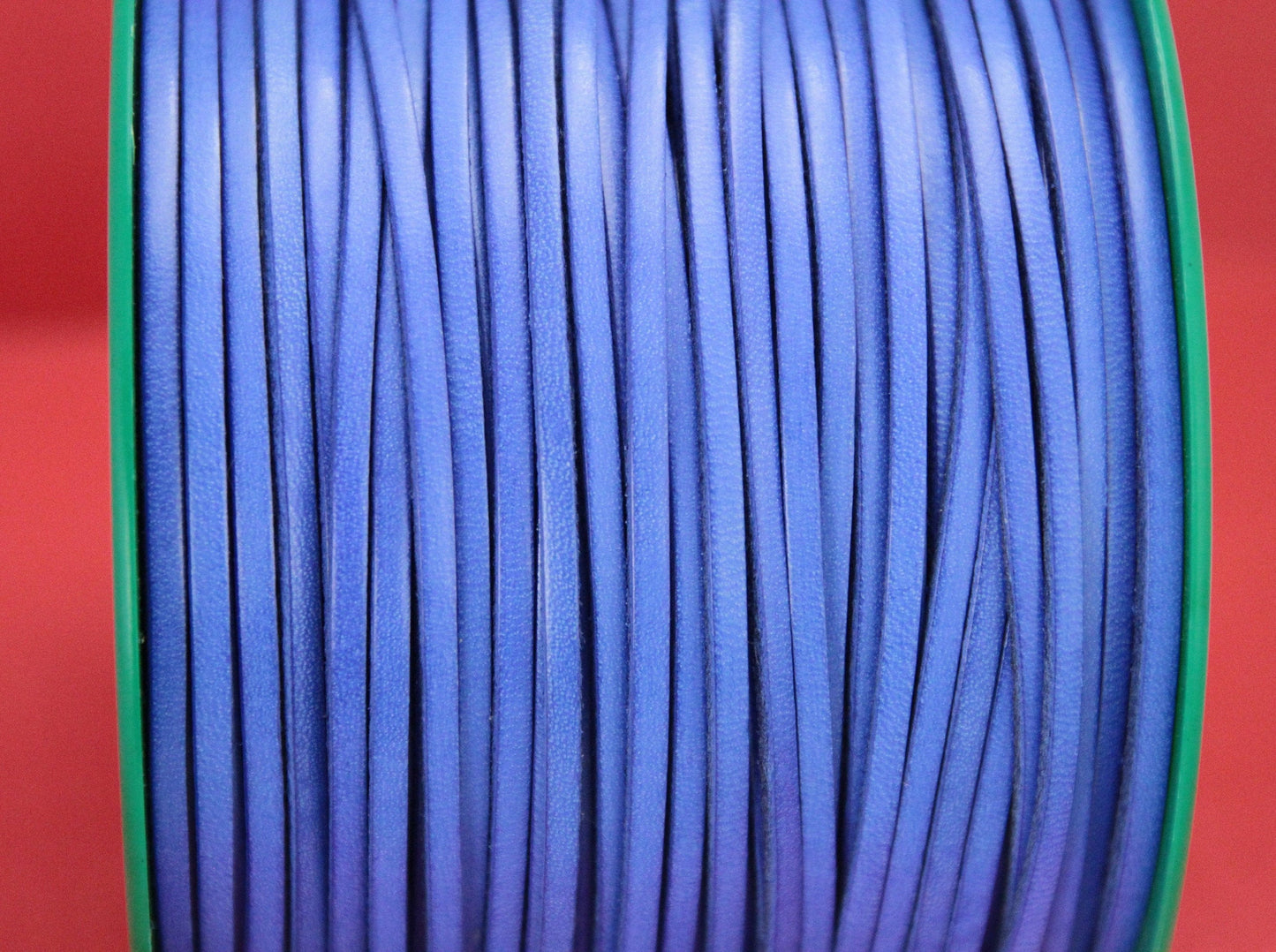 MADE in EUROPE 1 yard of 3mm lilac flat leather cord, genuine flat leather cord, 3x2mm lavender flat leather cord (MARF3VIOLINT)