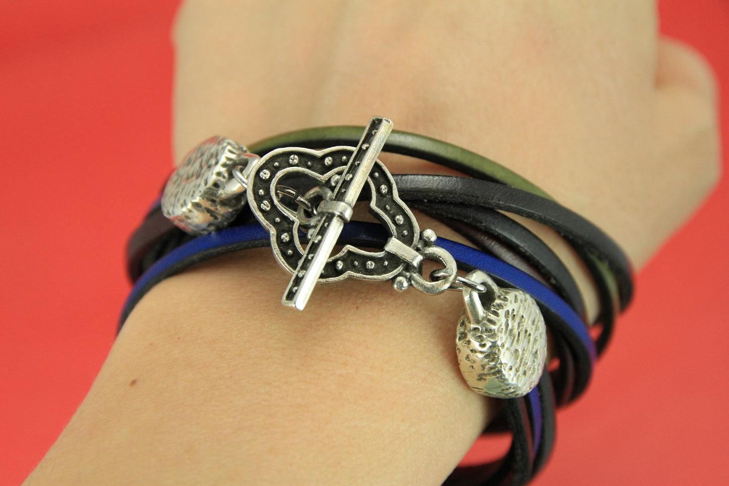 RC0165>>MADE IN EUROPE multi strand round cord toggle clasp, wrap bracelet toggle clasp