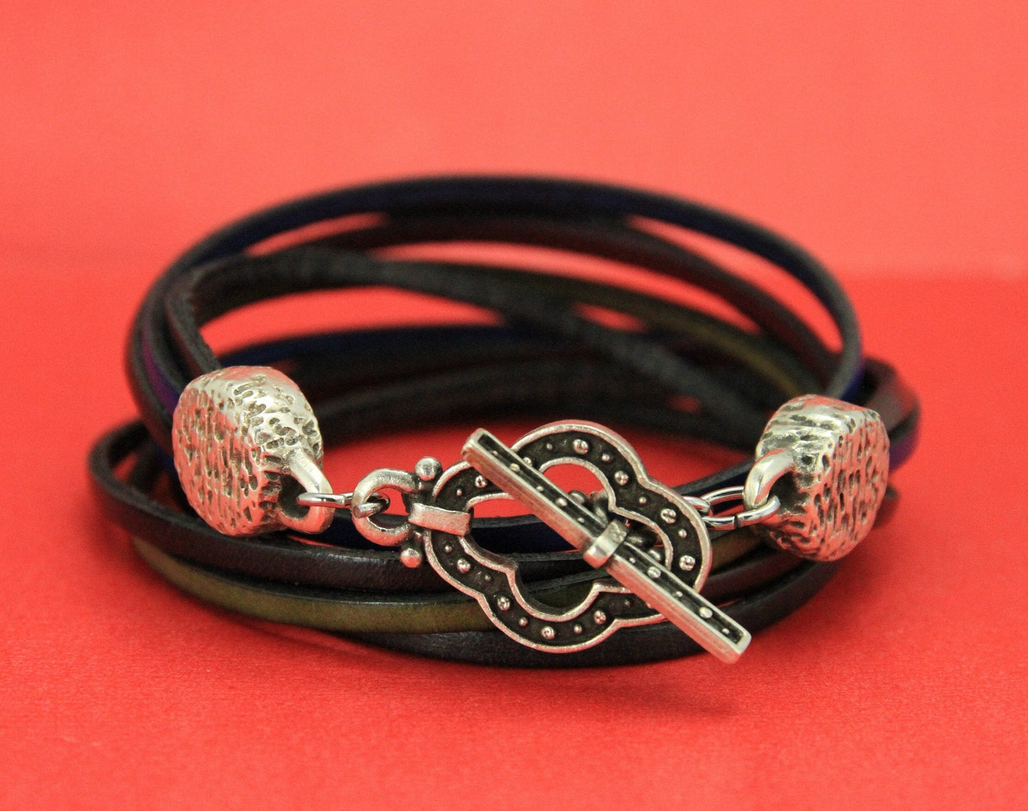 RC0165>>MADE IN EUROPE multi strand round cord toggle clasp, wrap bracelet toggle clasp