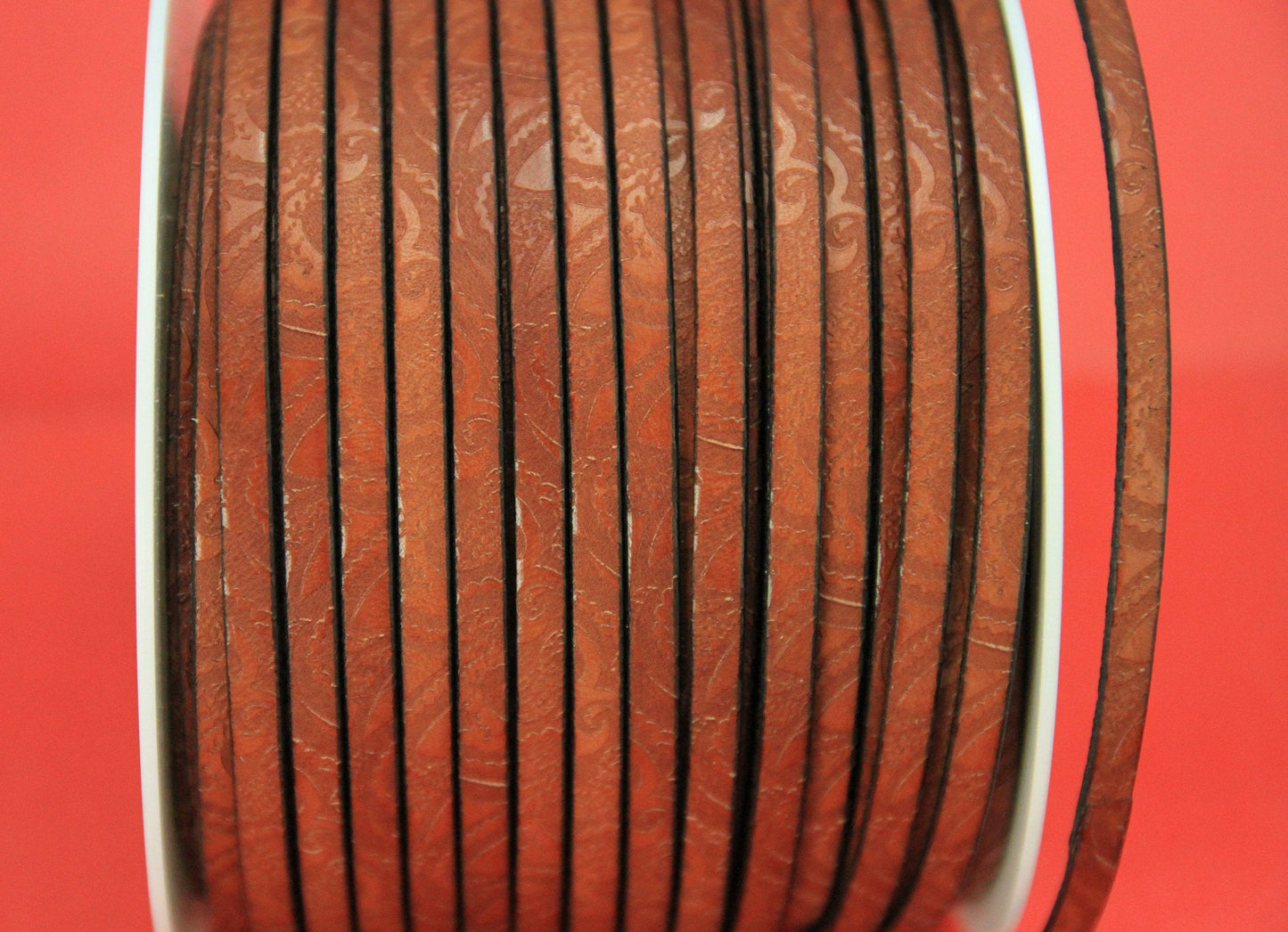 MADE in EUROPE 24'' flat 5mm engraved leather cord, 5mm flat leather cord, 5mm embossed leather cord (503/05/26)