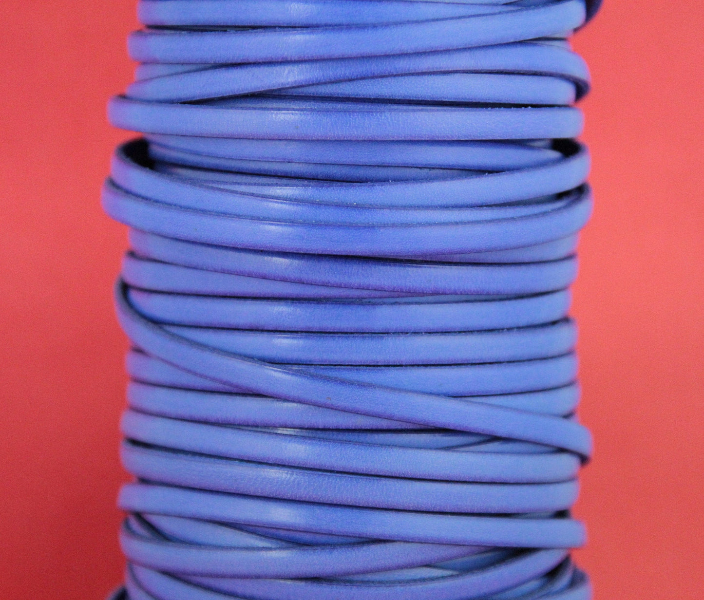 MADE in EUROPE 1 yard of 5mm flat lavender leather cord, genuine leather 5mm, 5mm lilac leather cord(MARF5VIOLINT)