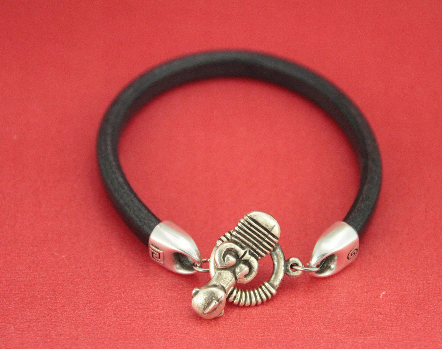 LC0025>>MADE IN EUROPE licorice  cord toggle clasp, 10x6mm cord toggle clasp(PF9033)