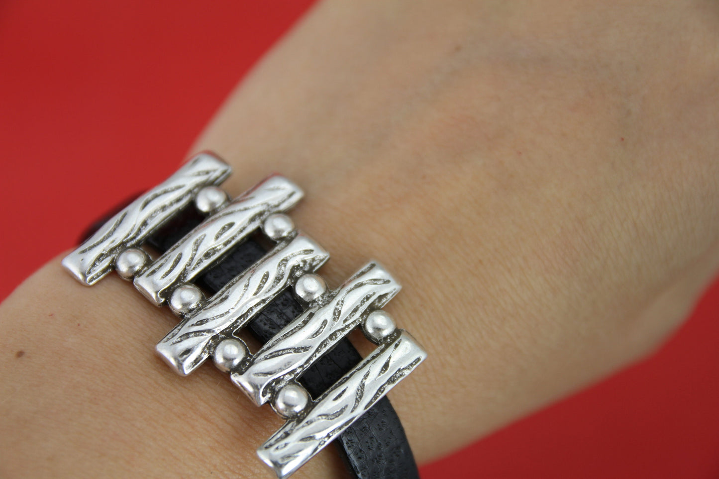 FS0433>>MADE in EUROPE zamak silver slider,  zamak 10mm flat slider, zamak central piece Qty1