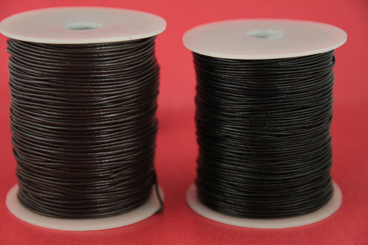 MADE in SPAIN 5 yards of 0.5mm or 1mm leather cord by choice, thin leather cord for jewelry