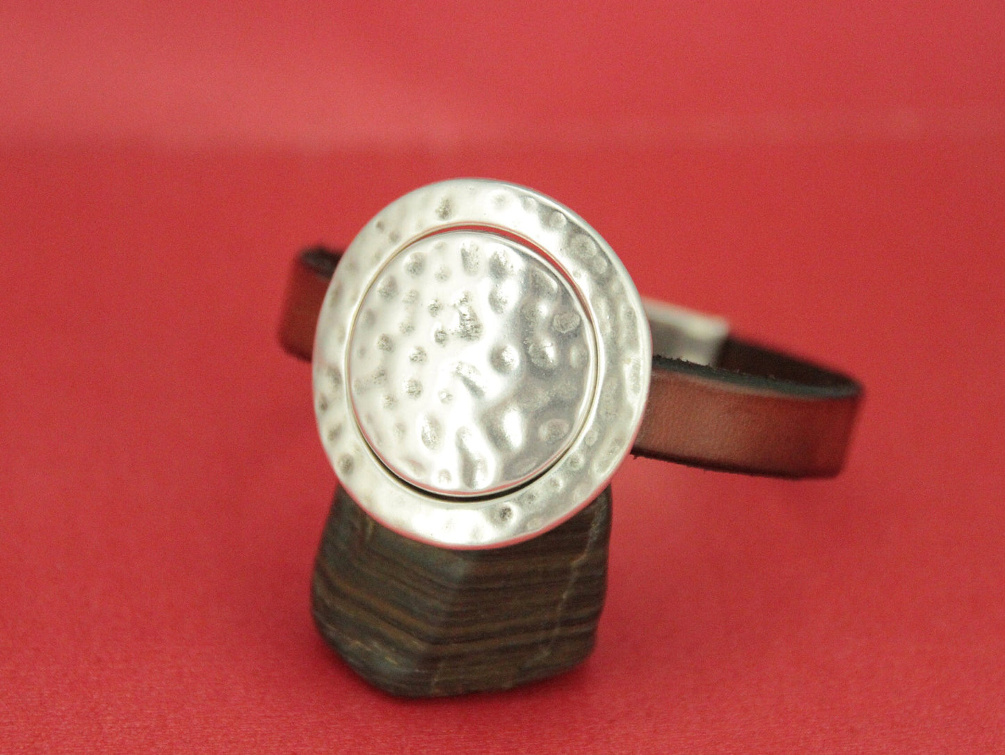 FS0114>>MADE in EUROPE zamak round hammered slider, 10mm flat cord slider, 10mm leather cord slider, zamak sliders  Qty1