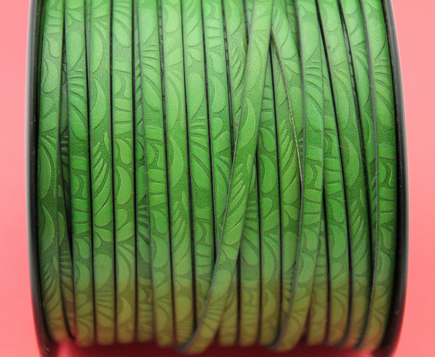 MADE in EUROPE 24'' flat 5mm embossed leather cord, 5mm flat leather cord, 5mm embossed leather cord (MARF5petalgreen)