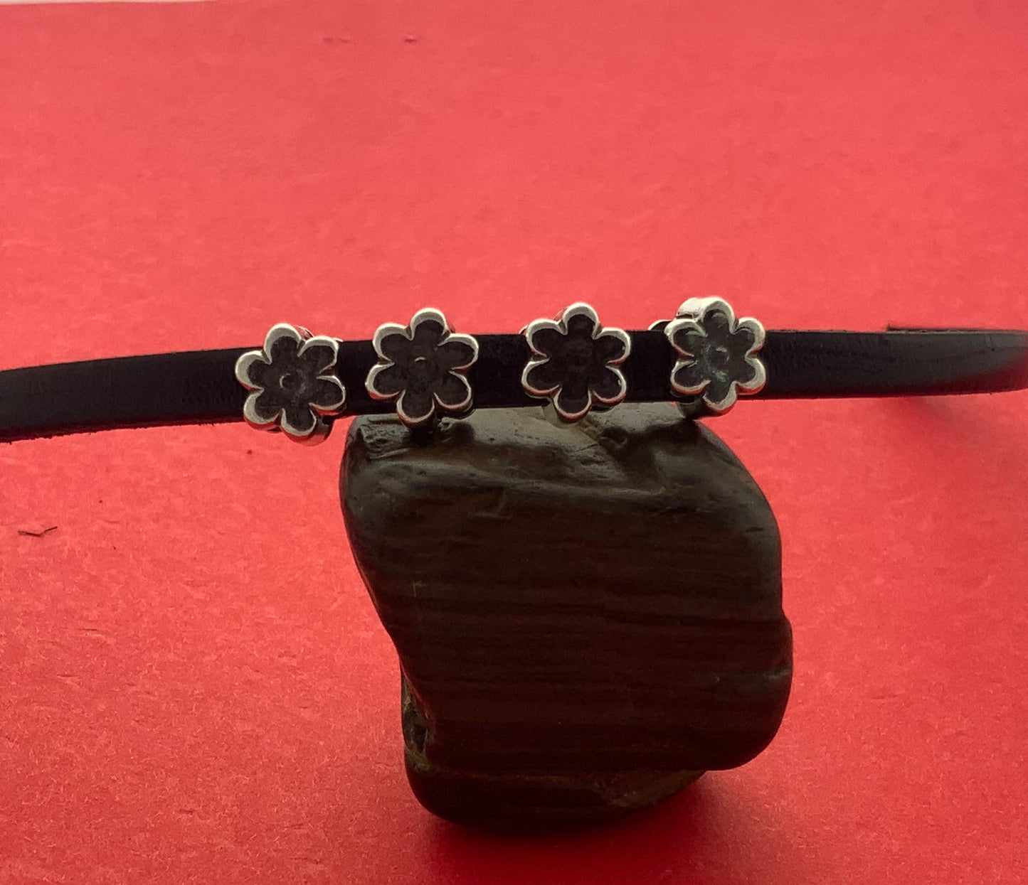 FS0471>>MADE IN EUROPE 4 zamak flower sliders 6mm flat cord, flower slider for 6mm flat cord, (ABLZ227)Qty4
